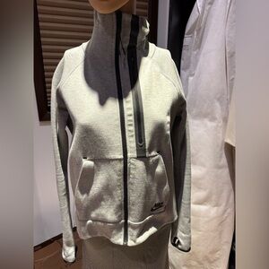 Nike Gray Women's Jacket